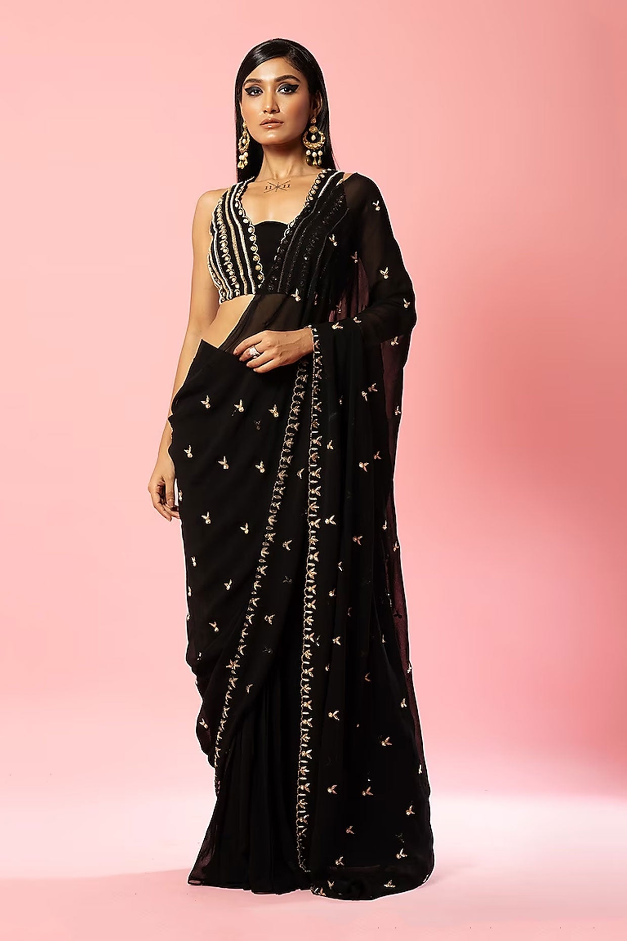 Which Saree to Purchase for a Quick Drape - Pre-Stitched or Traditional? -  Nihal Fashions Blog