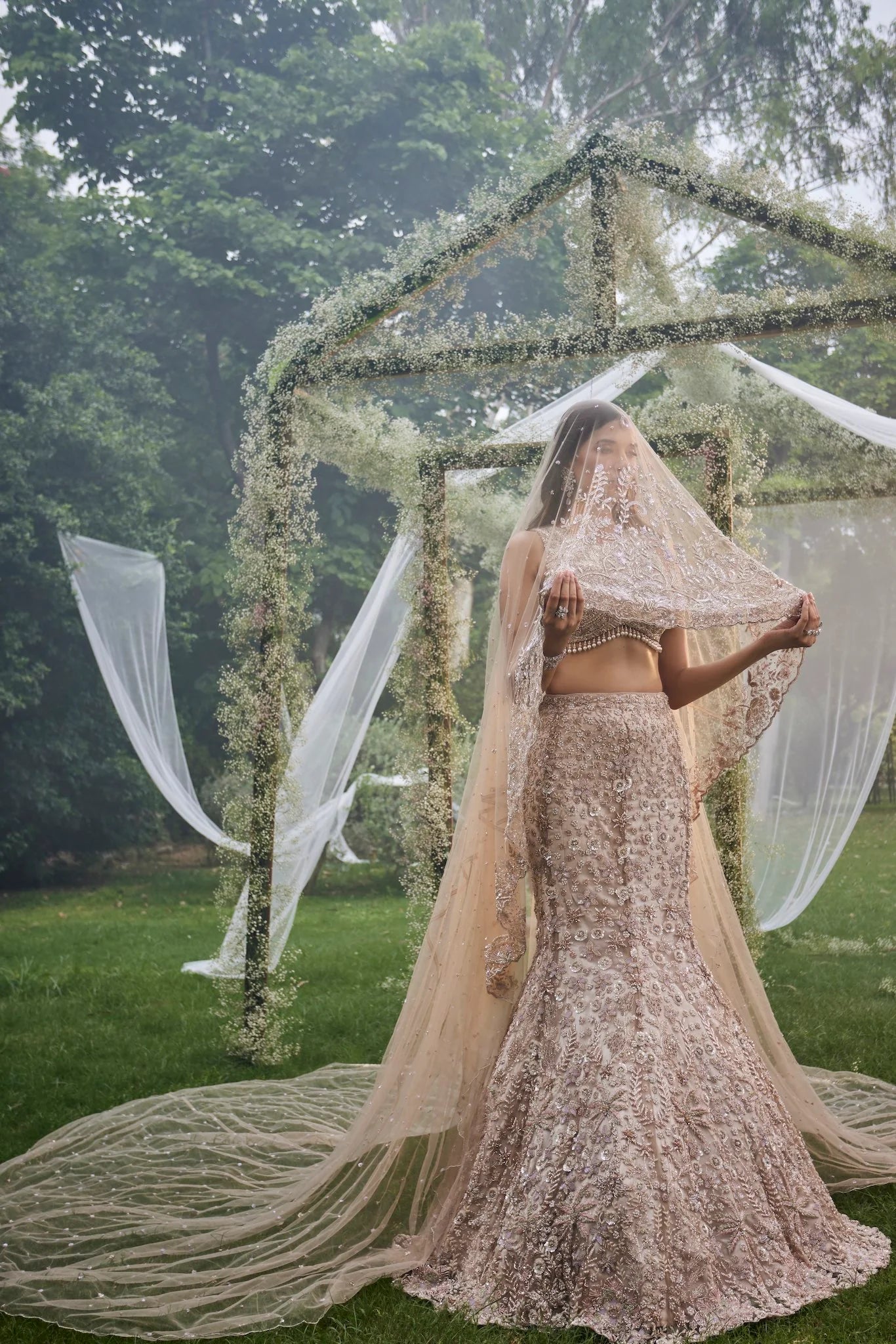 Surabhi Chopra - Ivory Fishcut Lehenga - Lilly's Boutique London Surabhi Chopra - Ivory Fishcut Lehenga - Lilly's Boutique London