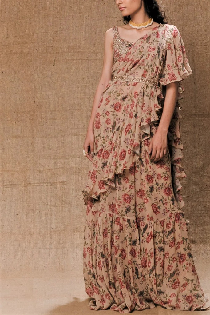 indian clothes uk, india clothing, indian outfit women, indian clothes online uk, dress indian, indian dresses uk, indian lehengas, gown india, traditional indian dresses, dresses for wedding wear, dresses for cocktail, wedding outfits indian, anarkali, evening dresses for party, bridal asian outfit, Lehenga, Lehnga, Shoulder veil dress, Indian partywear, Ethnic fashion, Bollywood outfit, Beige Saree, Floral Saree, Floral Drape Saree