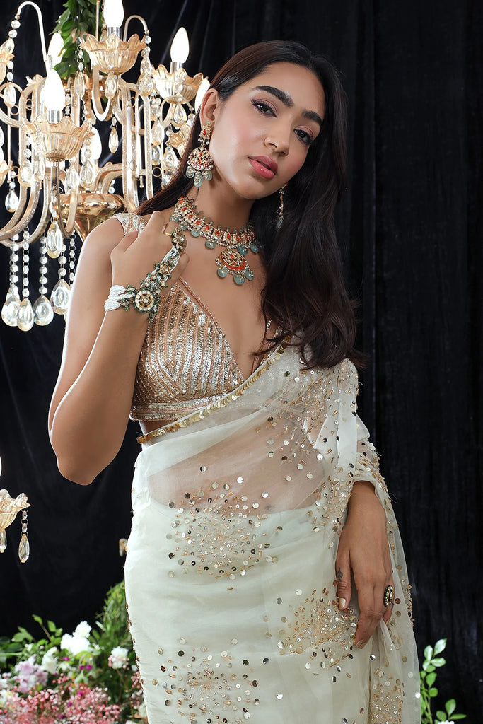 indian clothes uk, india clothing, indian outfit women, indian clothes online uk, dress indian, indian dresses uk, indian lehengas, gown india, traditional indian dresses, dresses for wedding wear, dresses for cocktail, wedding outfits indian, anarkali, evening dresses for party, bridal asian outfit, Lehenga, Lehnga, Shoulder veil dress, Indian partywear, Ethnic fashion, Bollywood outfit