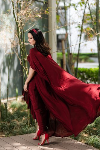 Buy Maroon And Grey Ombre Indowestern Gown With Embellished Cape Having  Extended Sleeves KALKI Fashion India